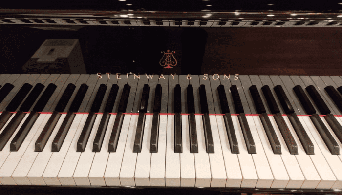 スタインウェイ&サンズの年表や沿革