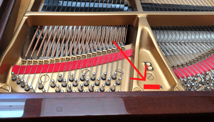 スタインウェイピアノの製造番号の調べ方