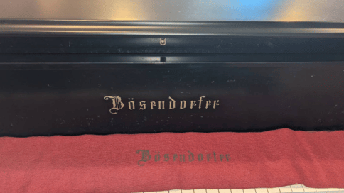 30年以上前の古いベーゼンドルファー