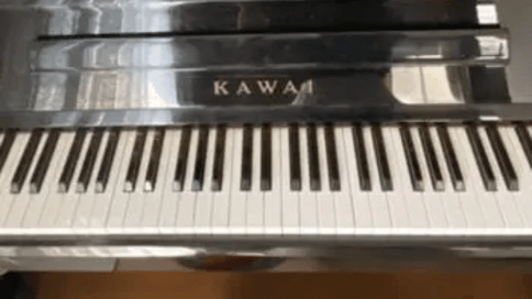 傷、汚れなどがある