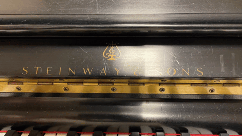 傷、汚れなどがある