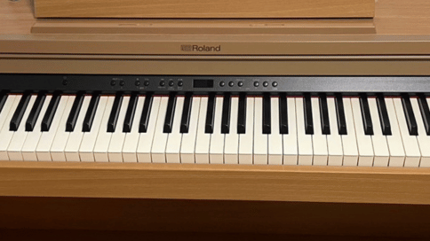 傷や汚れがあるローランド