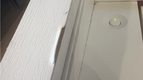 汚れ、傷がある電子ピアノ