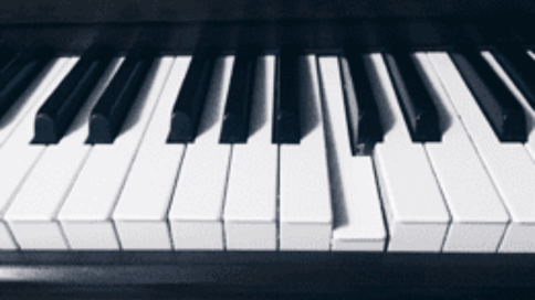 一部出ない音がある、鍵盤の戻りが悪いなど故障している