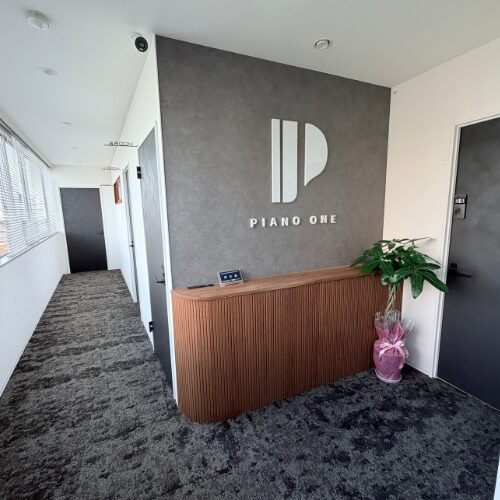 ピアノワン大阪本社