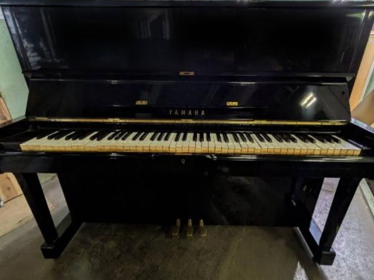 買取実績用　YAMAHA U1H 1750728