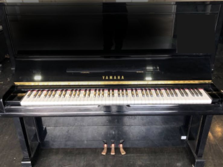 買取実績用　YAMAHA U300 5468994