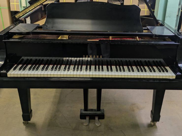 買取実績用　YAMAHA C3B 2832774
