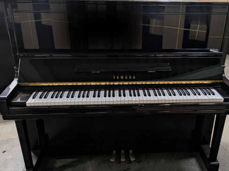 買取実績用　YAMAHA U300 5318079